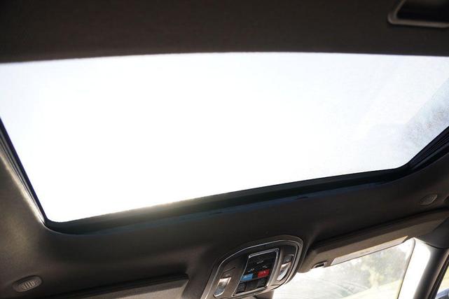 Photo of 2024 Silver Zynith Jeep Grand Cherokee