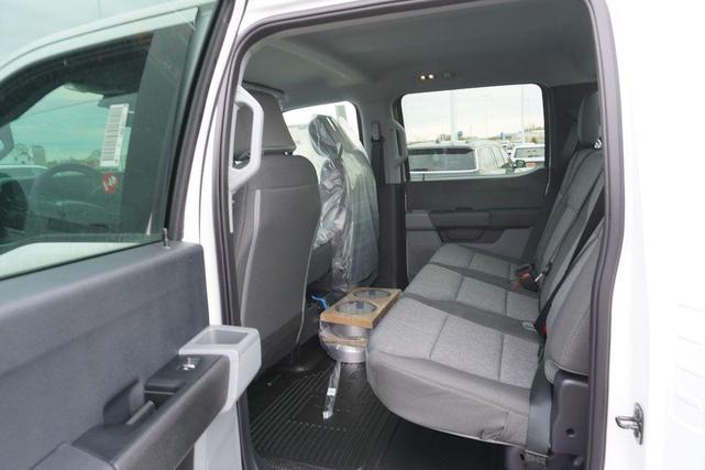 Photo of 2025 Oxford White Ford F-350