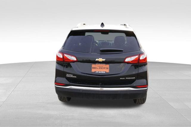 Photo of 2020 Mosaic Black Metallic Chevrolet Equinox