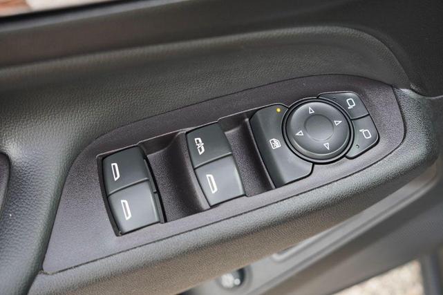 Photo of 2020 Mosaic Black Metallic Chevrolet Equinox
