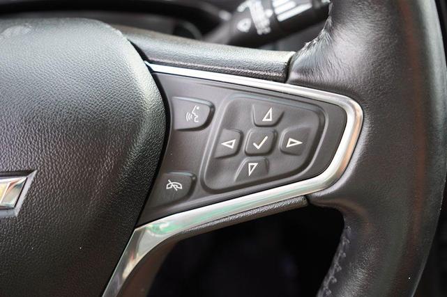 Photo of 2020 Mosaic Black Metallic Chevrolet Equinox