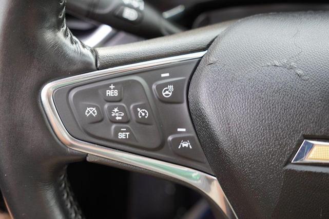 Photo of 2020 Mosaic Black Metallic Chevrolet Equinox
