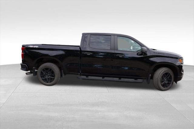 Photo of 2023 Black Chevrolet Silverado 1500