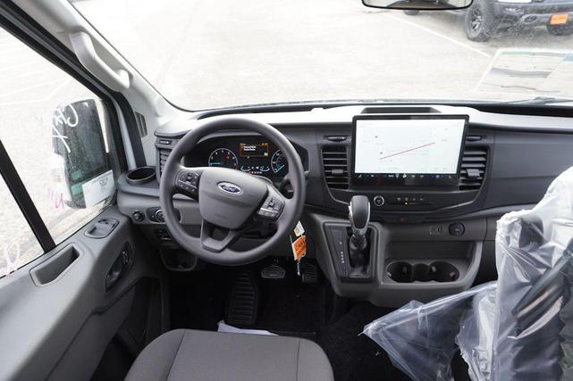 Photo of 2025 Oxford White Ford Transit-350