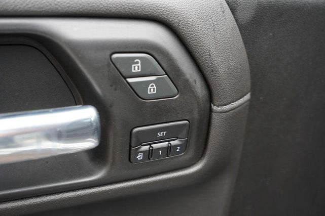 Photo of 2022 Silver Ice Metallic Chevrolet Silverado 1500