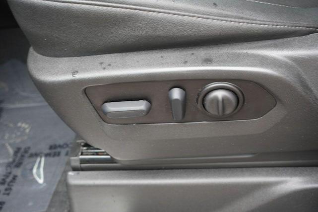 Photo of 2022 Silver Ice Metallic Chevrolet Silverado 1500