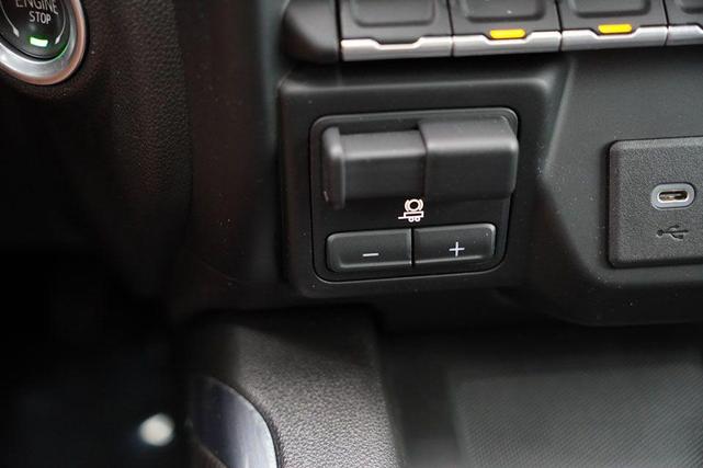 Photo of 2022 Silver Ice Metallic Chevrolet Silverado 1500