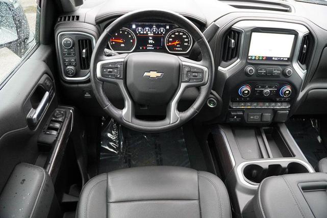 Photo of 2022 Silver Ice Metallic Chevrolet Silverado 1500