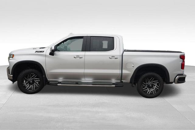 Photo of 2022 Silver Ice Metallic Chevrolet Silverado 1500
