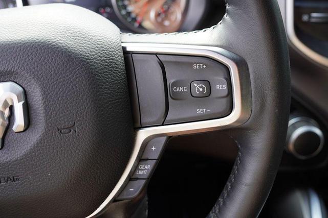 Photo of 2024 Granite Crystal Metallic Clearcoat RAM 1500
