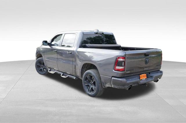 Photo of 2024 Granite Crystal Metallic Clearcoat RAM 1500