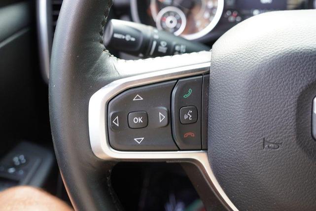 Photo of 2024 Granite Crystal Metallic Clearcoat RAM 1500