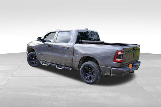 Photo of 2024 Granite Crystal Metallic Clearcoat RAM 1500