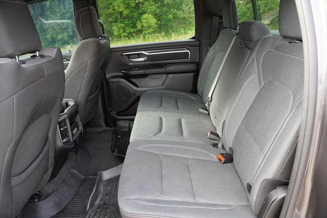 Photo of 2024 Granite Crystal Metallic Clearcoat RAM 1500