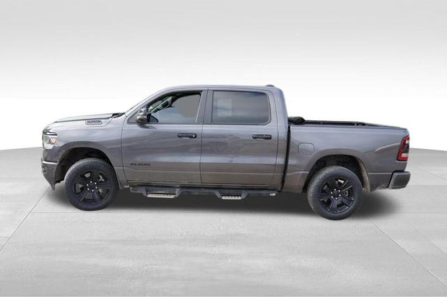 Photo of 2024 Granite Crystal Metallic Clearcoat RAM 1500