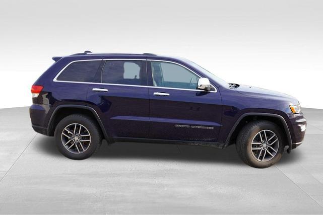 Photo of 2018 True Blue Pearlcoat Jeep Grand Cherokee