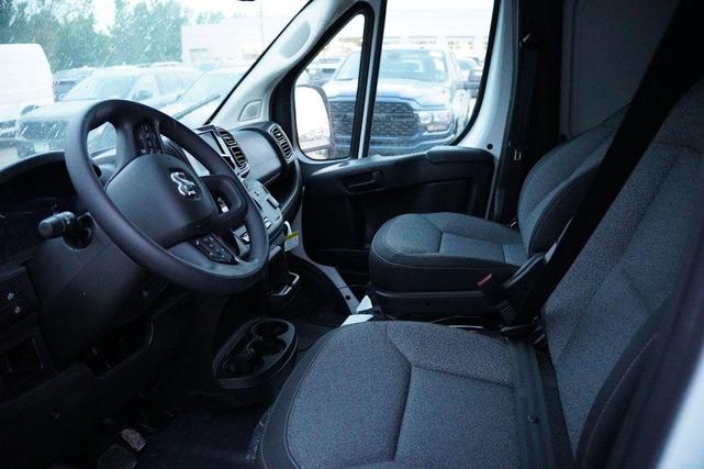 Photo of 2025 Bright White Clearcoat RAM ProMaster 2500