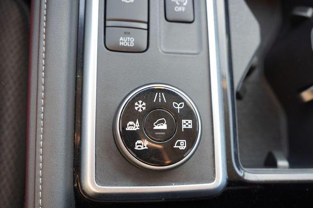 Photo of 2025 Gun Metallic Nissan Pathfinder