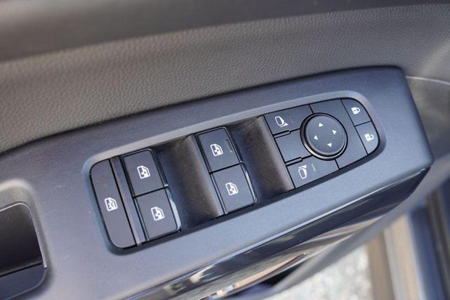 Photo of 2025 Gun Metallic Nissan Pathfinder