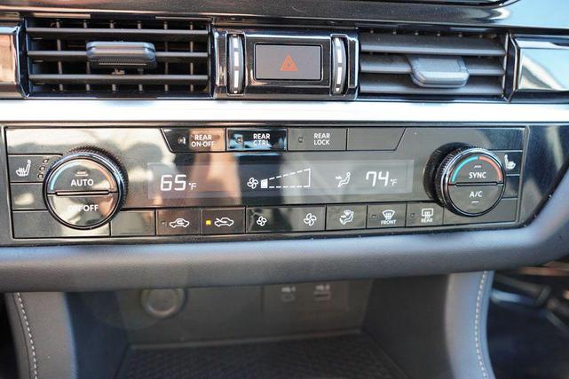 Photo of 2025 Gun Metallic Nissan Pathfinder