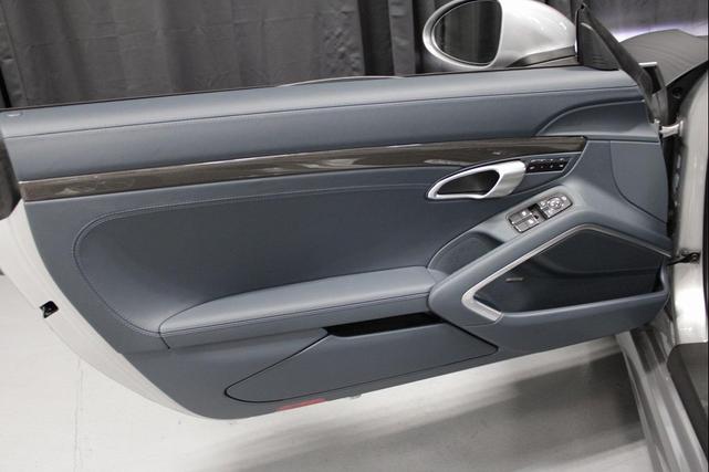 Photo of 2025 GT Silver Metallic Porsche 718 Boxster