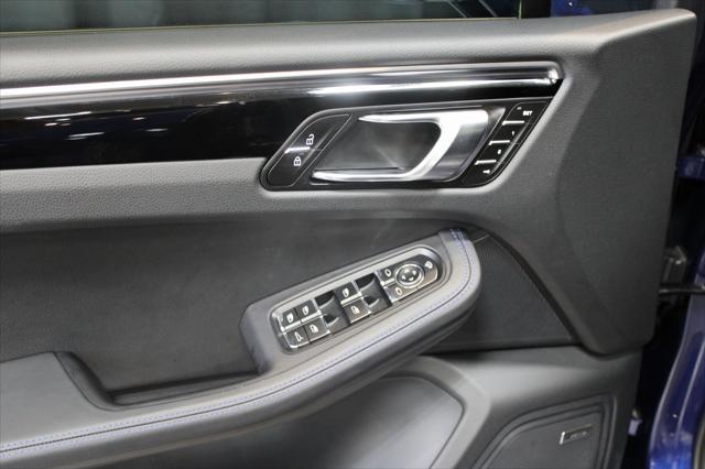 Photo of 2024 Gentian Blue Metallic Porsche Macan