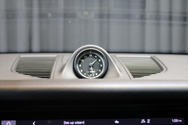 Photo of 2024 Gentian Blue Metallic Porsche Macan