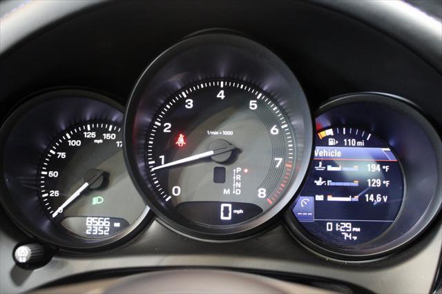 Photo of 2024 Gentian Blue Metallic Porsche Macan