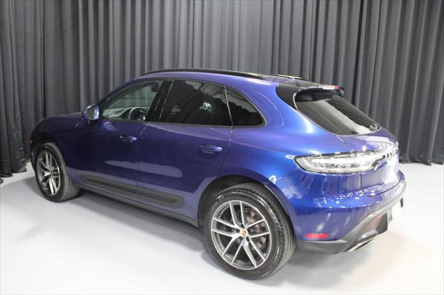 Photo of 2024 Gentian Blue Metallic Porsche Macan