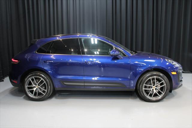 Photo of 2024 Gentian Blue Metallic Porsche Macan