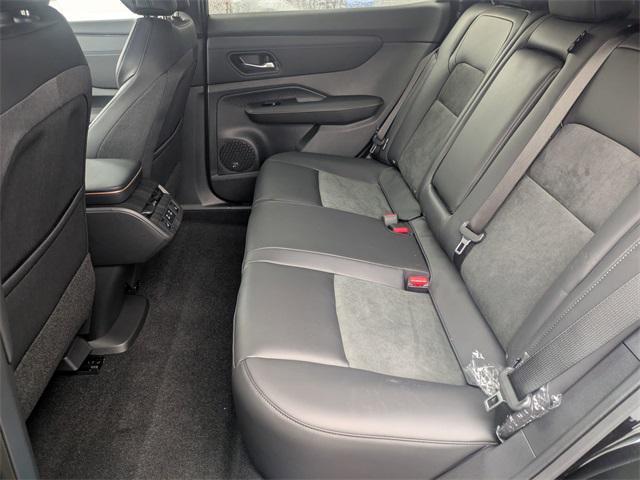 Photo of 2025 Black Diamond Pearl Nissan ARIYA