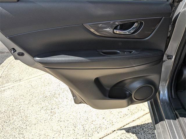 Photo of 2019 Gun Metallic Nissan Rogue