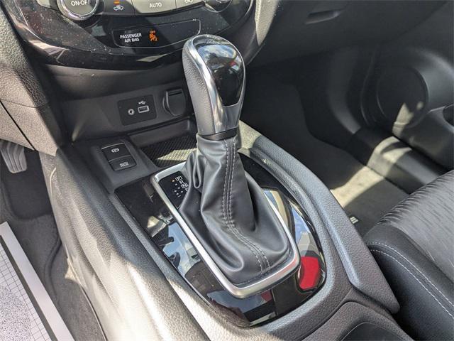 Photo of 2019 Gun Metallic Nissan Rogue