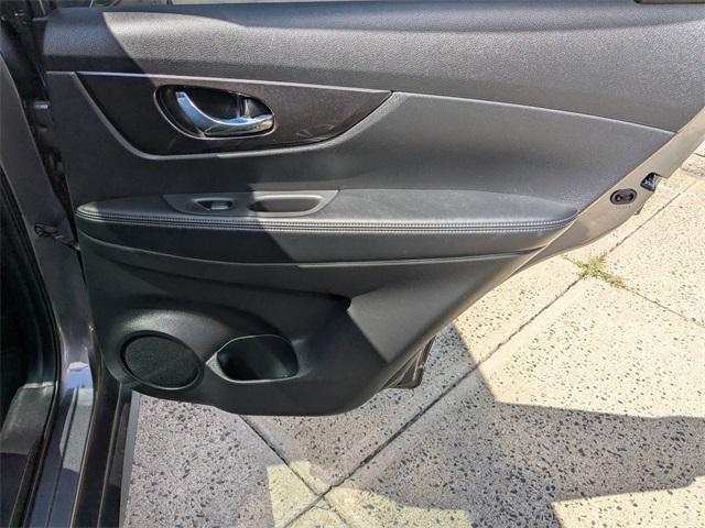 Photo of 2019 Gun Metallic Nissan Rogue