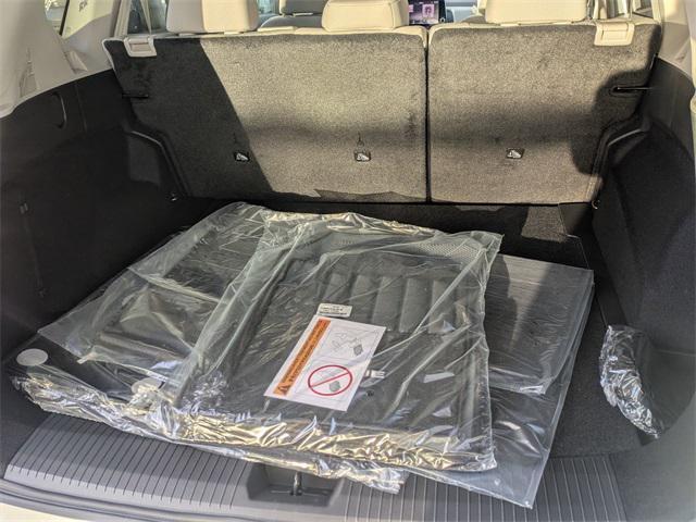 Photo of 2025 Everest White Pearl Nissan Rogue