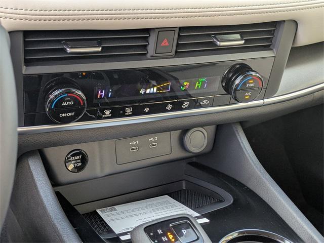Photo of 2025 Everest White Pearl Nissan Rogue