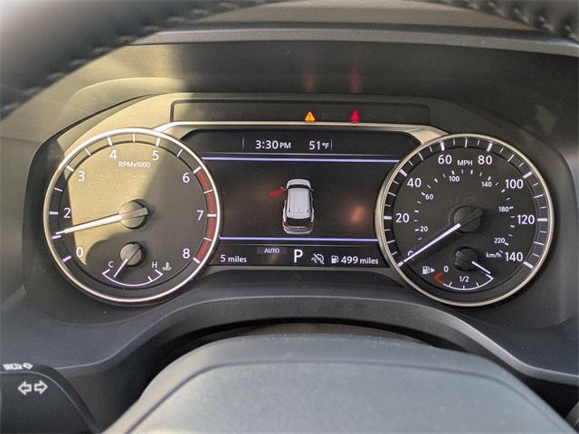 Photo of 2025 Everest White Pearl Nissan Rogue