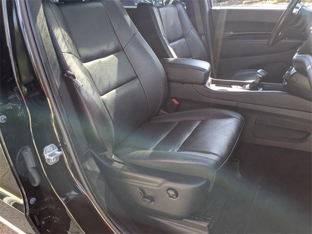Photo of 2022 DB Black Clearcoat Dodge Durango