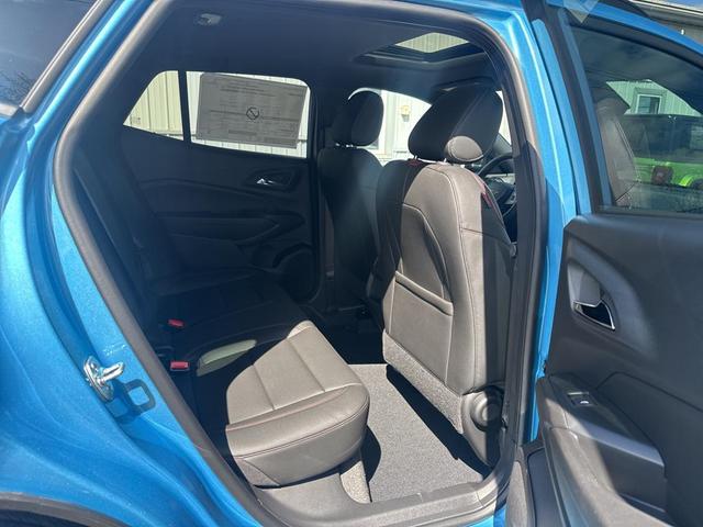 Photo of 2025 Marina Blue Metallic Chevrolet Trax