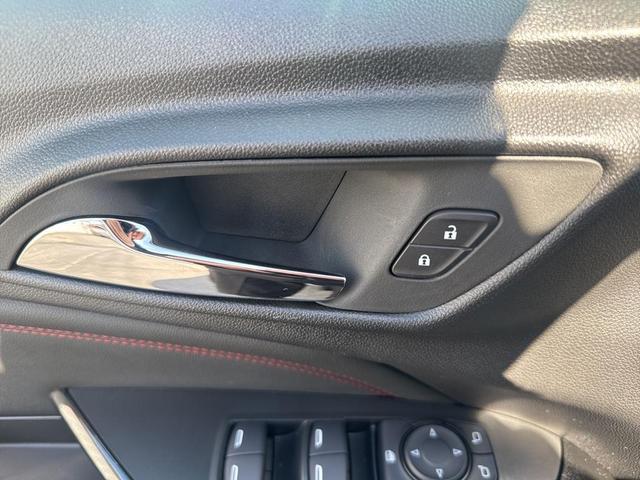 Photo of 2025 Marina Blue Metallic Chevrolet Trax