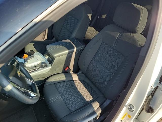 Photo of 2022 Summit White Chevrolet Blazer