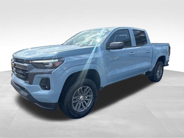 Photo of 2025 Snowdrift Metallic Chevrolet Colorado