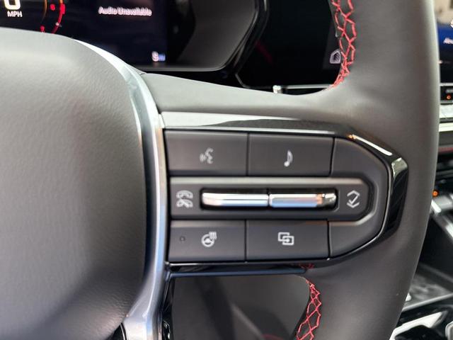 Photo of 2025 Sunrise Orange Chevrolet Colorado