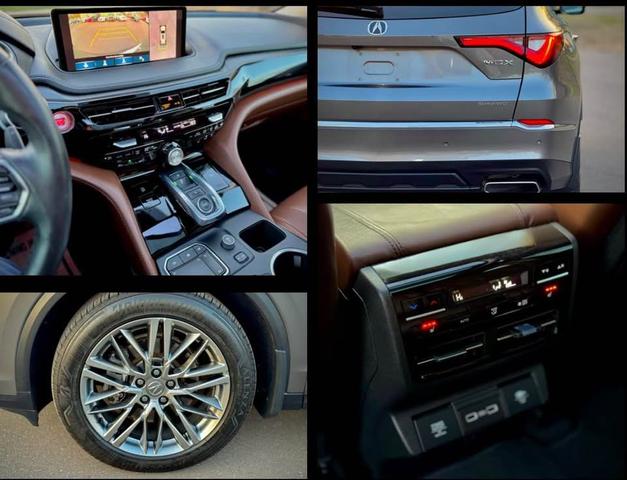 Photo of 2022 Gray Acura MDX