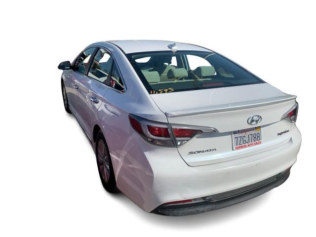Photo of 2017 Hyper White Hyundai SONATA Hybrid