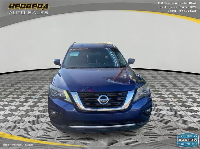 Photo of 2017 Caspian Blue Nissan Pathfinder