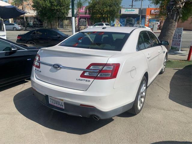 Photo of 2017 Magnetic Metallic Ford Taurus