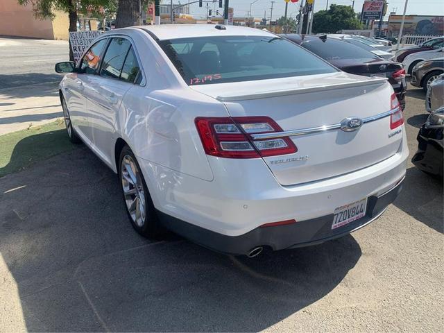 Photo of 2017 Magnetic Metallic Ford Taurus