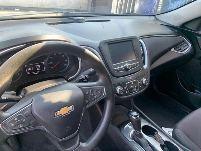 Photo of 2018 Mosaic Black Metallic Chevrolet Malibu