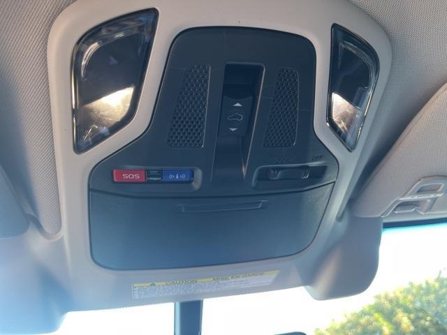 Photo of 2021 Crystal White Pearl Subaru Outback